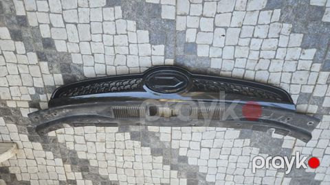 Hyundai i30 ön barmaqlığı