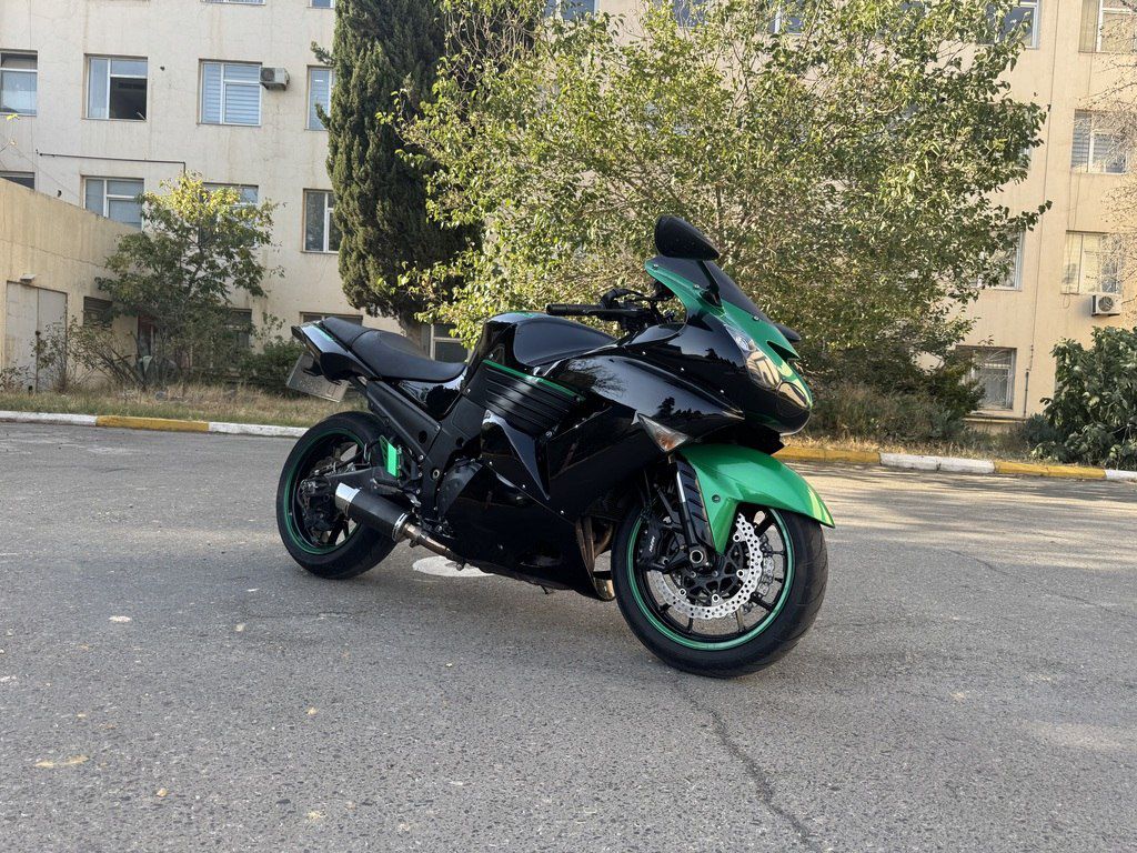 Kawasaki Ninja ZX-14, 1400 sm3, 2010 il, 22 600 km — Motosikletlər, Bakı (3)