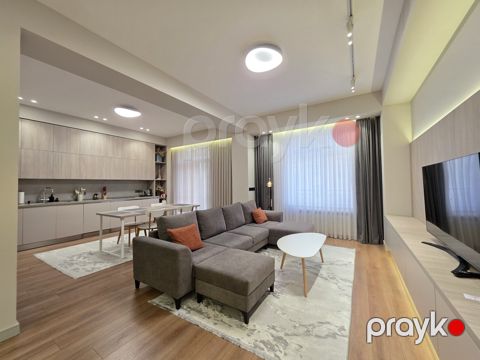 İcarəyə verilir 3 otaqlı yeni tikili 130 m²