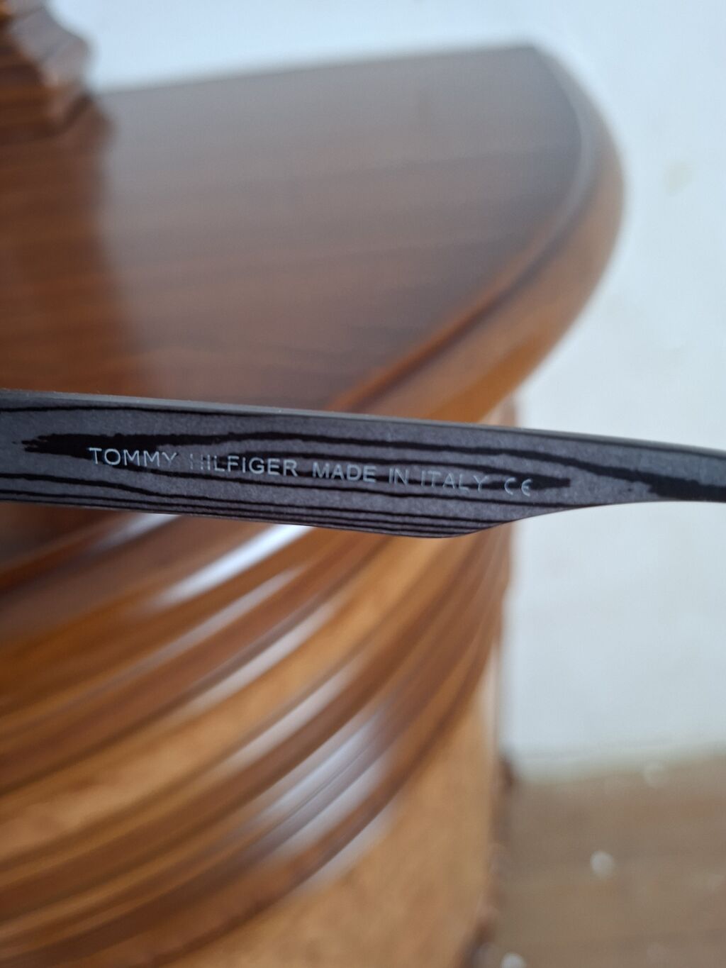 Tommy Hilfiger gün eynəyi - Brend: Tommy Hilfiger (orijinal loqo və — Aksesuarlar, Bakı (4)