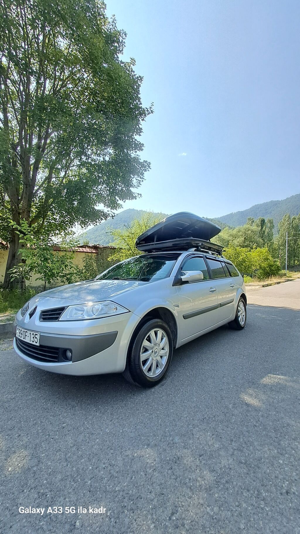 Renault Megane Grandtour – universallı kuzov, gümüşü rəng. Şəhərdən — Avto, Qəbələ (4)