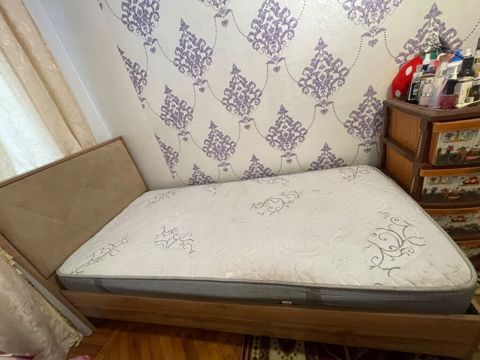 Yataq matrasla, ideal vəziyyətdə