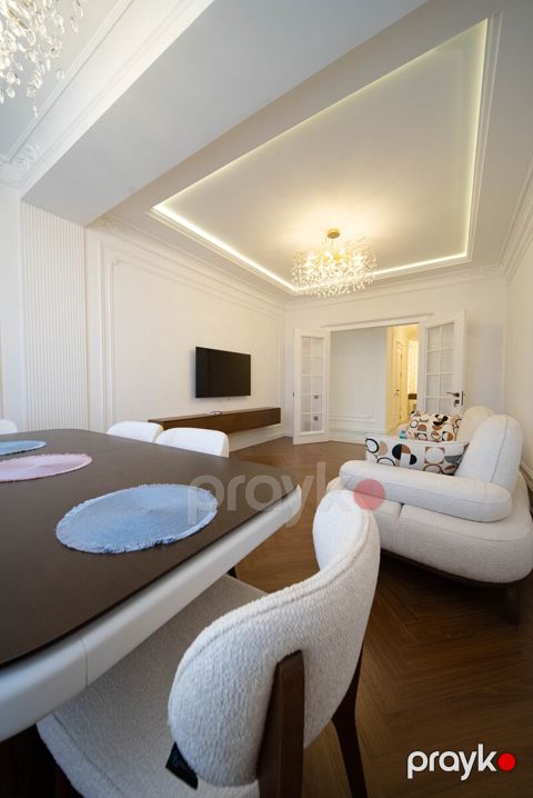 Satılır 3 otaqlı yeni tikili 120 m²