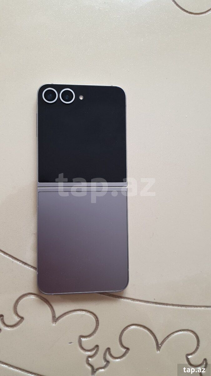 Samsung Galaxy Z Flip 6 Silver Shadow 256GB/12GB — Telefonlar və qadjetlər, Bakı (2)