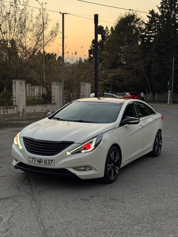 Hyundai Sonata, 2.4 L, 2011 il, 282 000 km — Avtomobillər, Bakı (2)