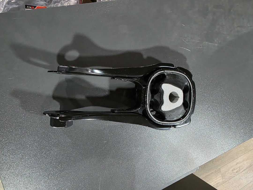 "Toyota Prius 2015-2022" alt asqı qolu — Ehtiyat hissələri və aksesuarlar, Bakı (2)