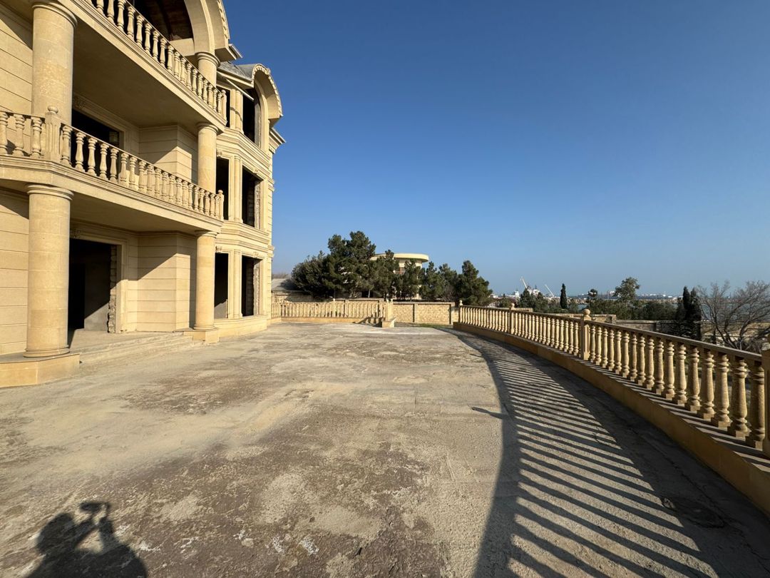 Satılır 12 otaqlı həyət evi/bağ evi 500 m² — Ev, villa, Bakı (7)
