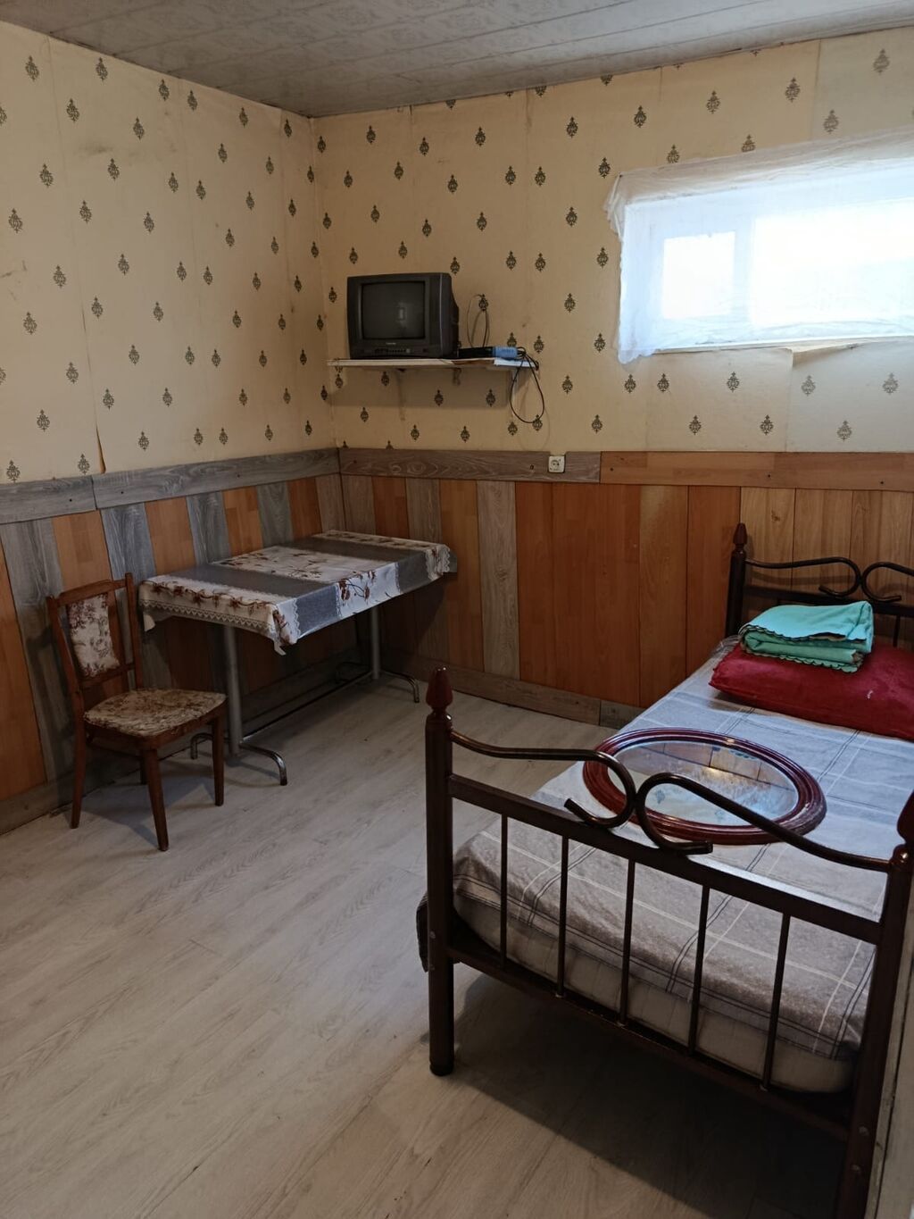 30 kv. m, 1 otaqlı, Qaz, İşıq, Su