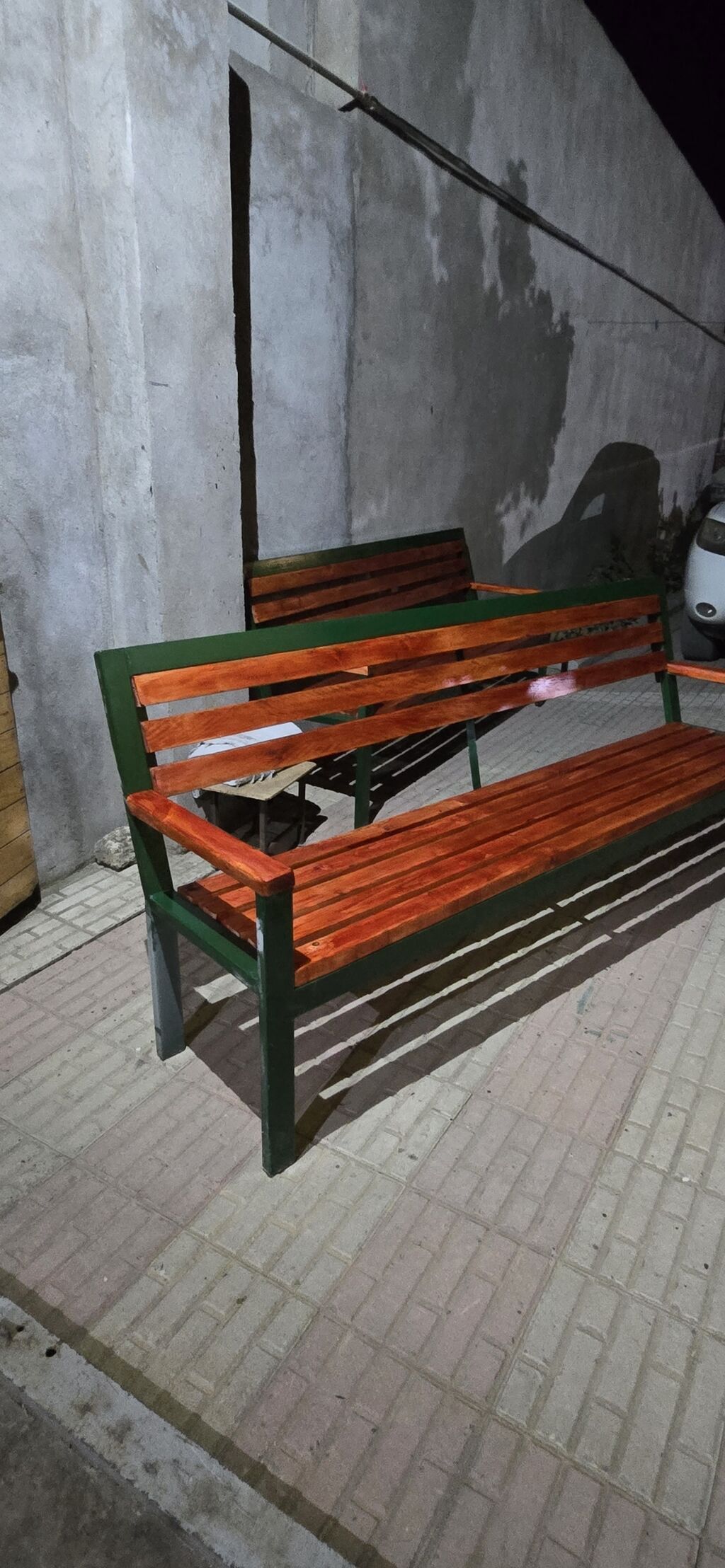 Metall karkaslı taxta skamya - İstifadə sahəsi: həyət, bağ, park — Mebel, Masazır
