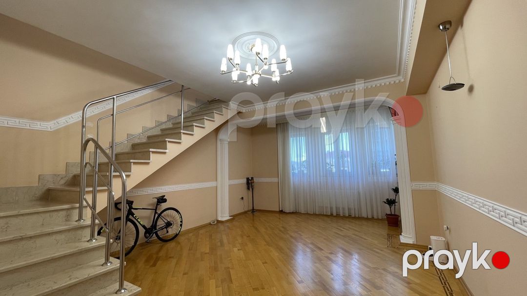 Satılır 8 otaqlı yeni tikili 300 m² — Mənzil, Bakı (11)