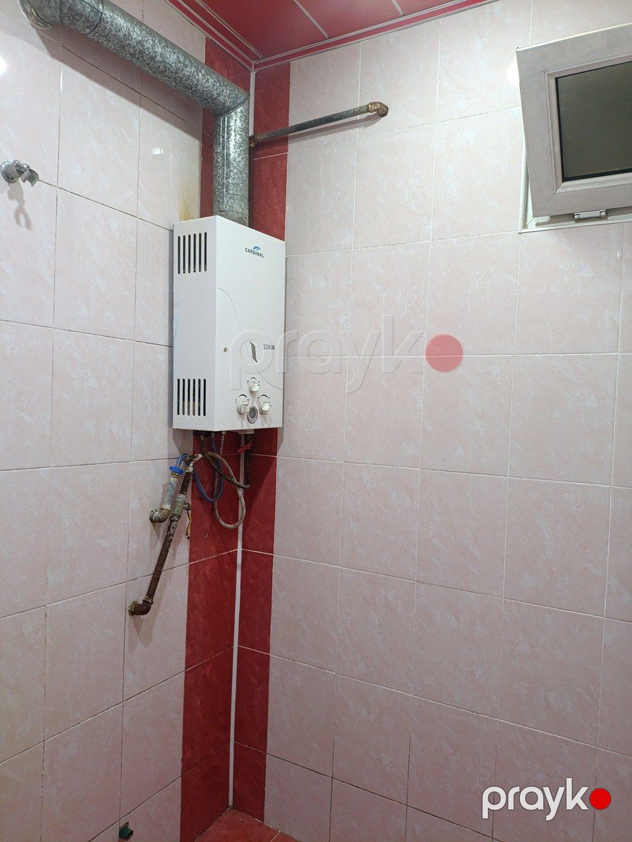 Satılır 2 otaqlı köhnə tikili 55 m² — Mənzil, Bakı (11)