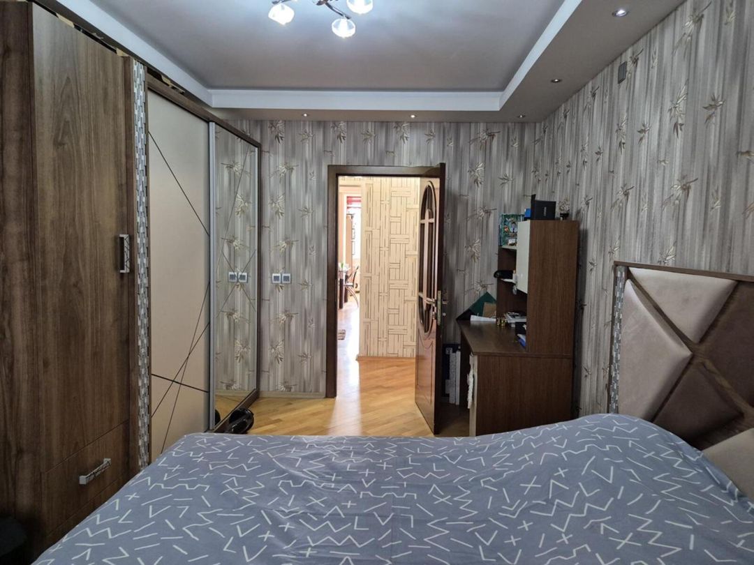 Satılır 4 otaqlı köhnə tikili 120 m² — Mənzil, Bakı (6)
