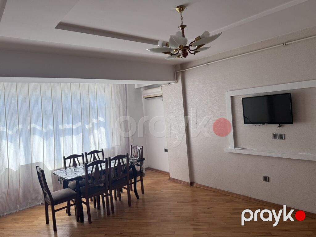 Ev kiraye verilir depazit var 300 aze aileye verilir baku qara qarayev — Daşınmaz əmlak, Bakı (4)