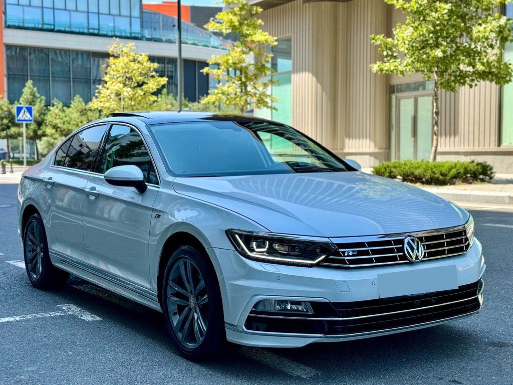 Volkswagen Passat, 1.8 L, 2018 il, 130 000 km — Avtomobillər, Bakı (2)