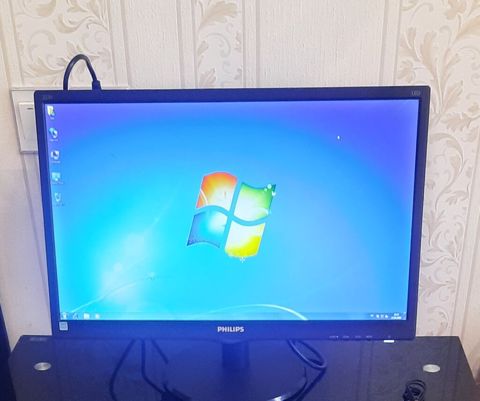 Philips 223V LED monitor - Ekran ölçüsü: 21.5–22 düym sinif (223V
