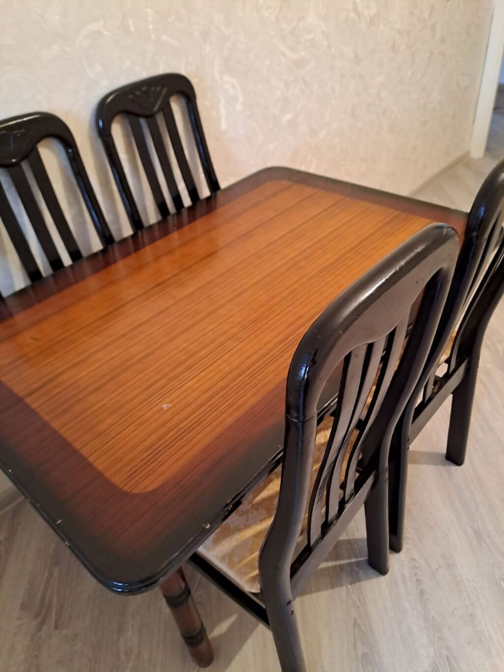 Qonaq otağı üçün, İşlənmiş, Açılmayan, Kvadrat masa, 4 stul — Mebel, Bakı (2)