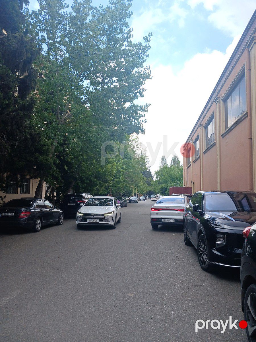 Satılır 3 otaqlı köhnə tikili 98 m² — Mənzil, Bakı (2)