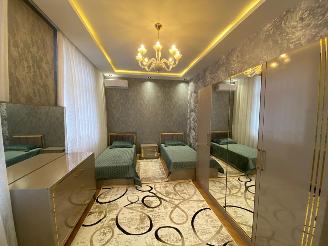 İcarəyə verilir 3 otaqlı yeni tikili 140 m² — Mənzil, Bakı (9)