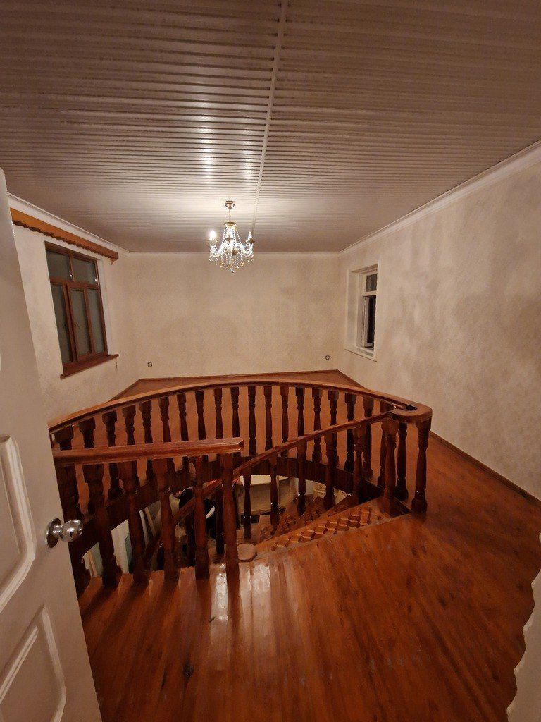 Satılır 5 otaqlı köhnə tikili 196 m² — Mənzil, Göygöl (12)