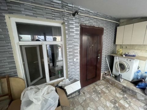 Nəsimi metrosuna piyada 5-6 dəqiqəlik məsafədə yerləşən 2 otağ hər