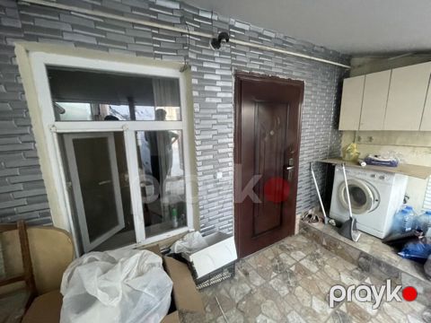 Nəsimi metrosuna piyada 5-6 dəqiqəlik məsafədə yerləşən 2 otağ hər