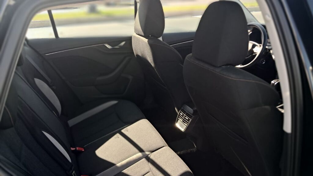 Skoda : 1 l | 2024 il 40000 km Krossover — Avtomobillər, Bakı (5)