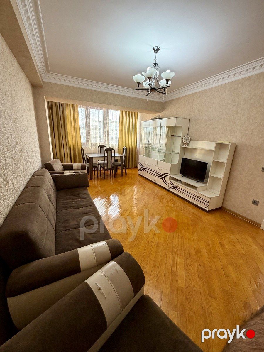Satılır 2 otaqlı köhnə tikili 72 m² — Mənzil, Bakı (7)