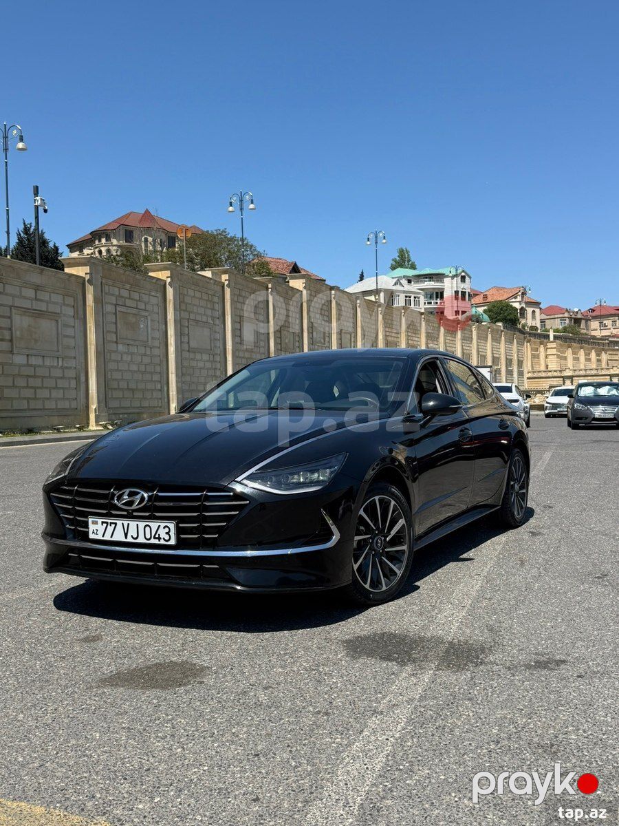 Hyundai Elantra 2023 icarəsi — Xidmətlər, Bakı (4)
