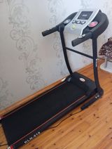 Koşu aparatı, maksimum 100 kq çəki — Беговые тренажеры