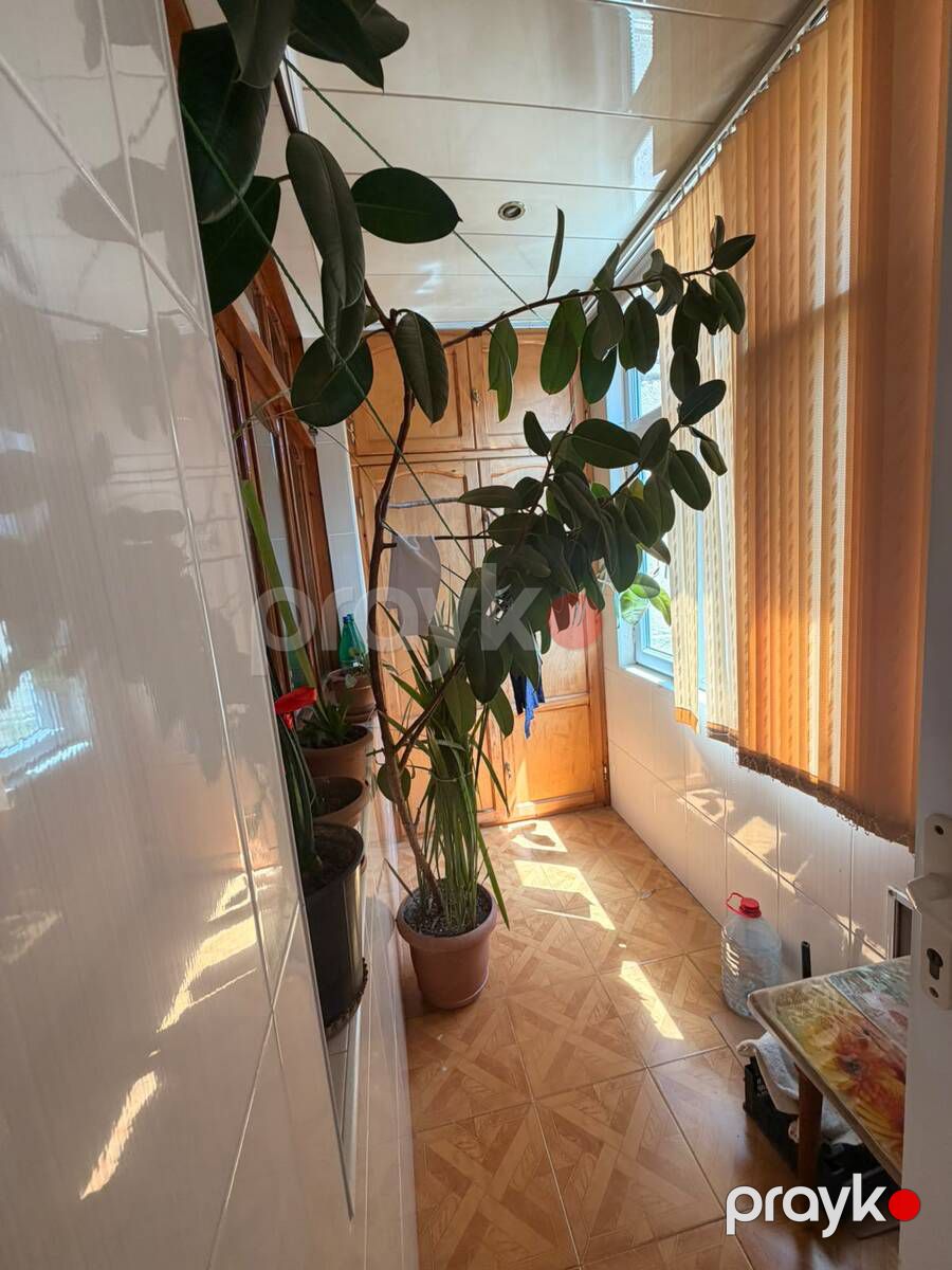 Satılır 2 otaqlı köhnə tikili 56 m² — Mənzil, Bakı (10)