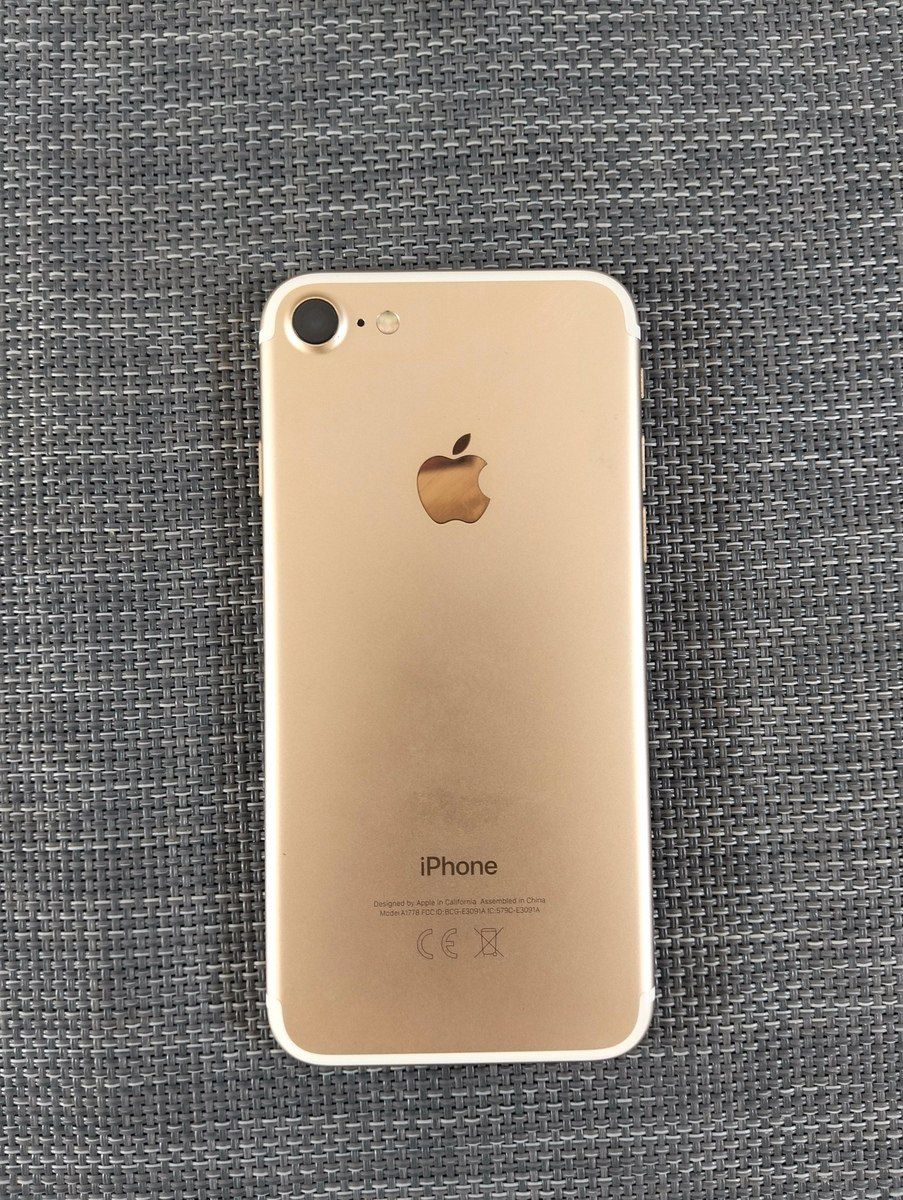 Apple iPhone 7 Gold 32GB — Smartfonlar, Bakı