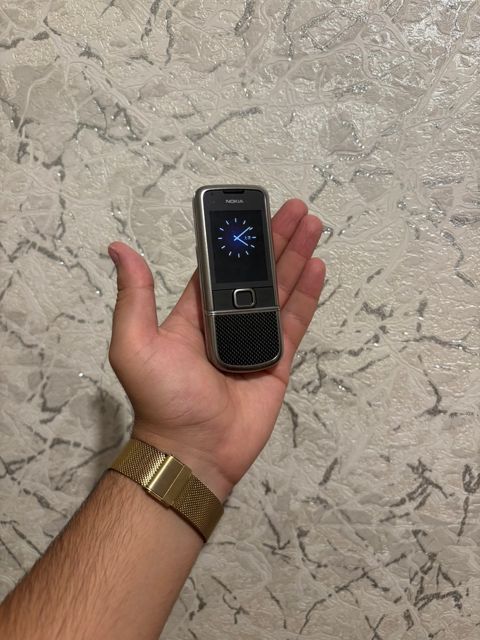 Nokia 8800 Carbon Arte