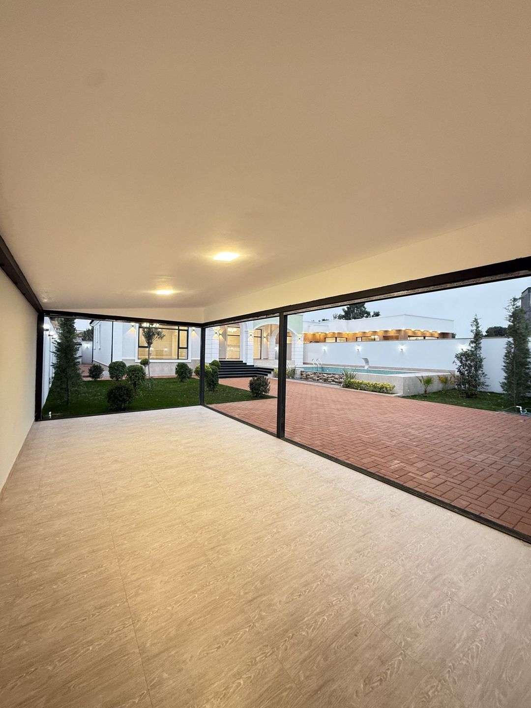 Satılır 5 otaqlı həyət evi/bağ evi 260 m² — Ev, villa, Bakı (8)