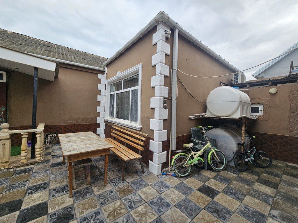 Satılır 8 otaqlı həyət evi/bağ evi 180 m² — Ev, villa, Bakı (3)