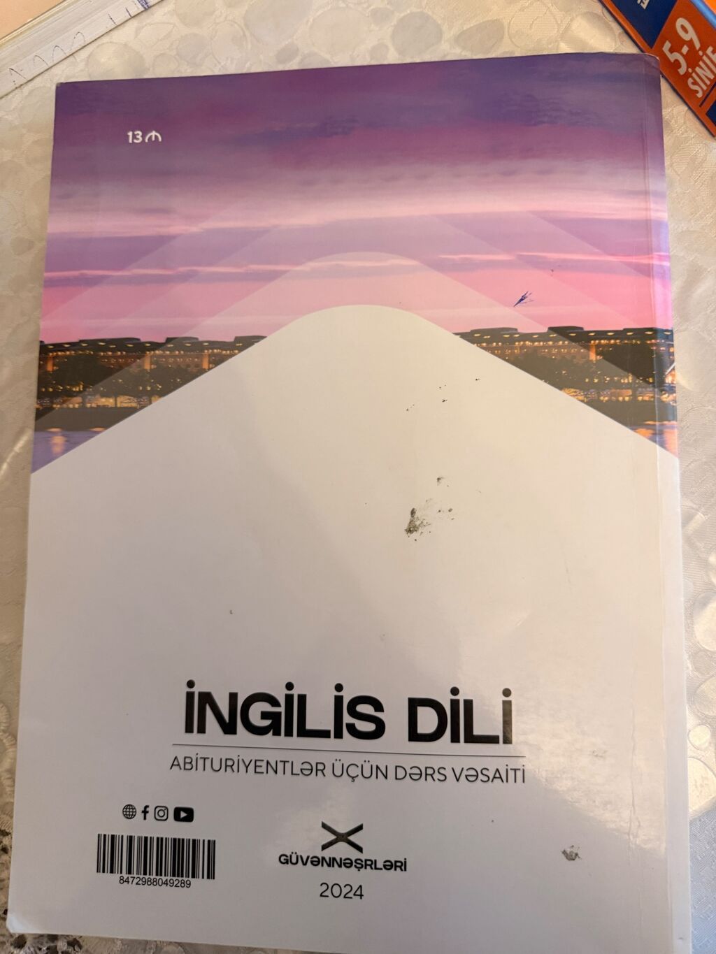 Məhsul: İngilis dili – Abituriyentlər üçün dərs vəsaiti Nəşriyyat — Kitablar və jurnallar, Bakı (2)