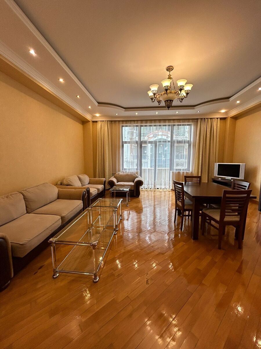 İcarəyə verilir 4 otaqlı yeni tikili 200 m² — Mənzil, Bakı (5)