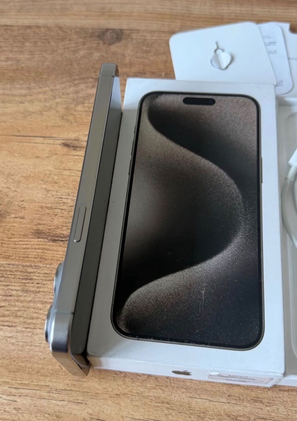 IPhone 15 Pro, 256 GB, Natural Titanium, Zəmanət, Simsiz şarj, Face ID — Apple iPhone, Digah (2)