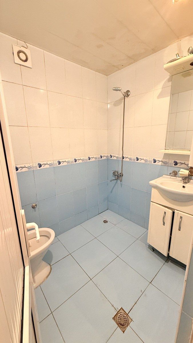İcarəyə verilir 2 otaqlı köhnə tikili 65 m² — Mənzil, Bakı (8)
