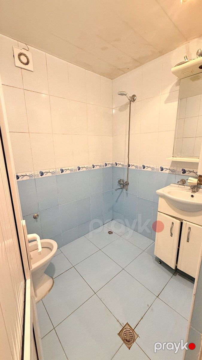 İcarəyə verilir 2 otaqlı köhnə tikili 65 m² — Mənzil, Bakı (8)