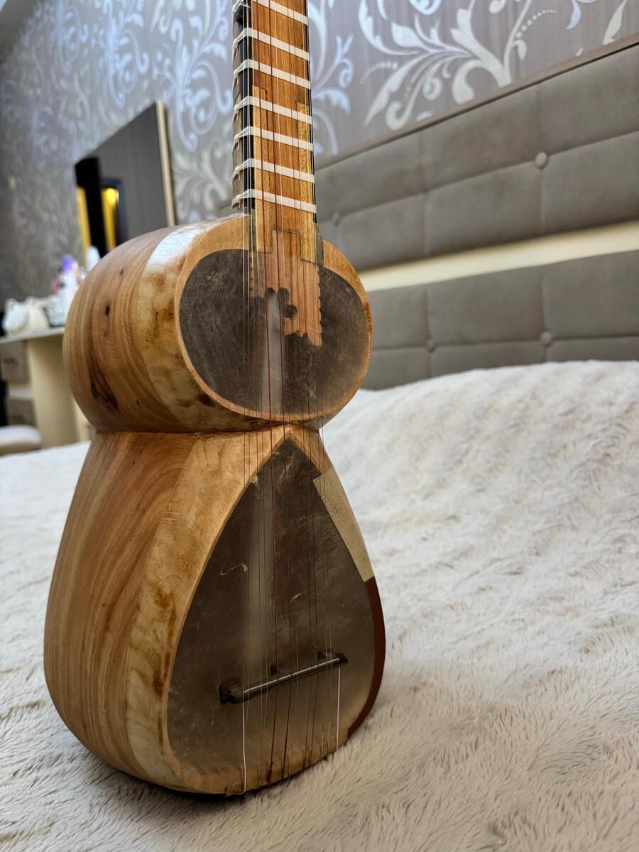 Tar — Musiqiə alətləri, Bakı (12)