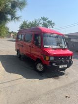 Mercedes 208 D, 2.3 L, 1987 il, 642 832 km — Avtomobillər