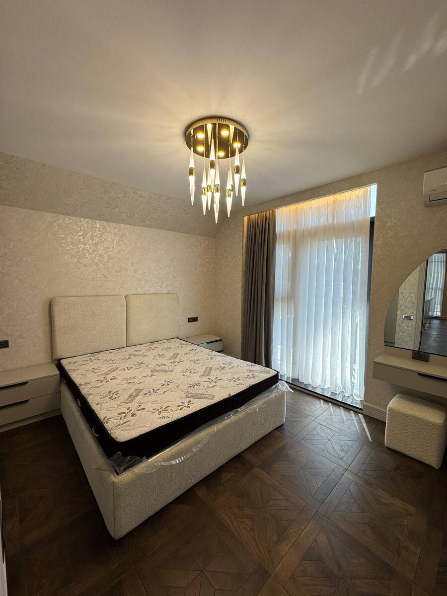 Satılır 4 otaqlı həyət evi/bağ evi 230 m² — Ev, villa, Bakı (6)