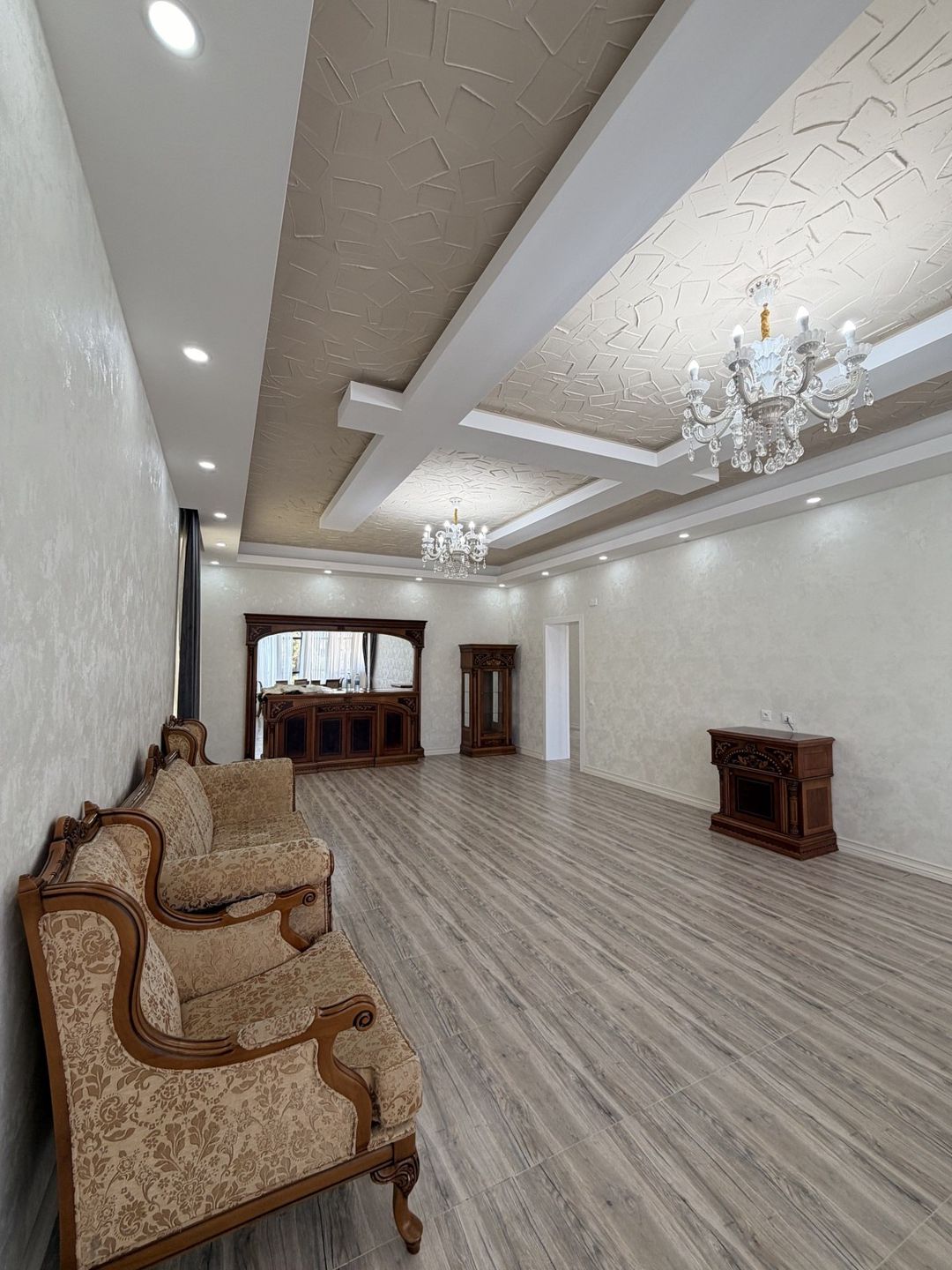 Satılır 5 otaqlı həyət evi/bağ evi 250 m² — Ev, villa, Bakı (9)