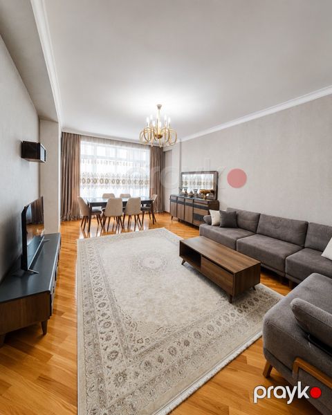 Satılır 3 otaqlı yeni tikili 135 m²