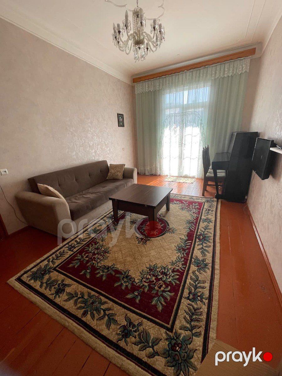 Satılır 2 otaqlı köhnə tikili 55 m² — Mənzil, Bakı (2)