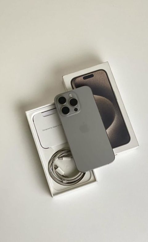 Apple iPhone 15 Pro 256 GB Natural Titanium