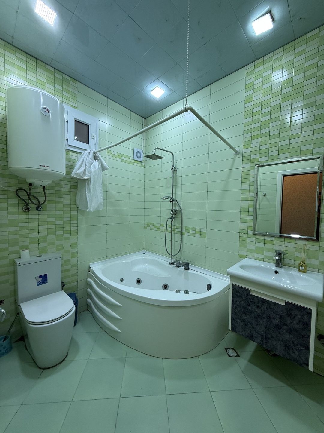 Satılır 3 otaqlı köhnə tikili 111 m² — Mənzil, Bakı (12)