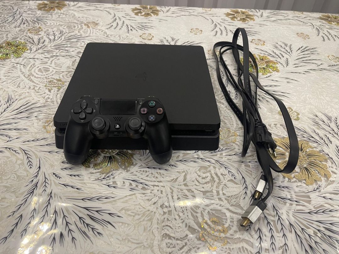 Playstation 4 Slim — Elektronika, Bakı