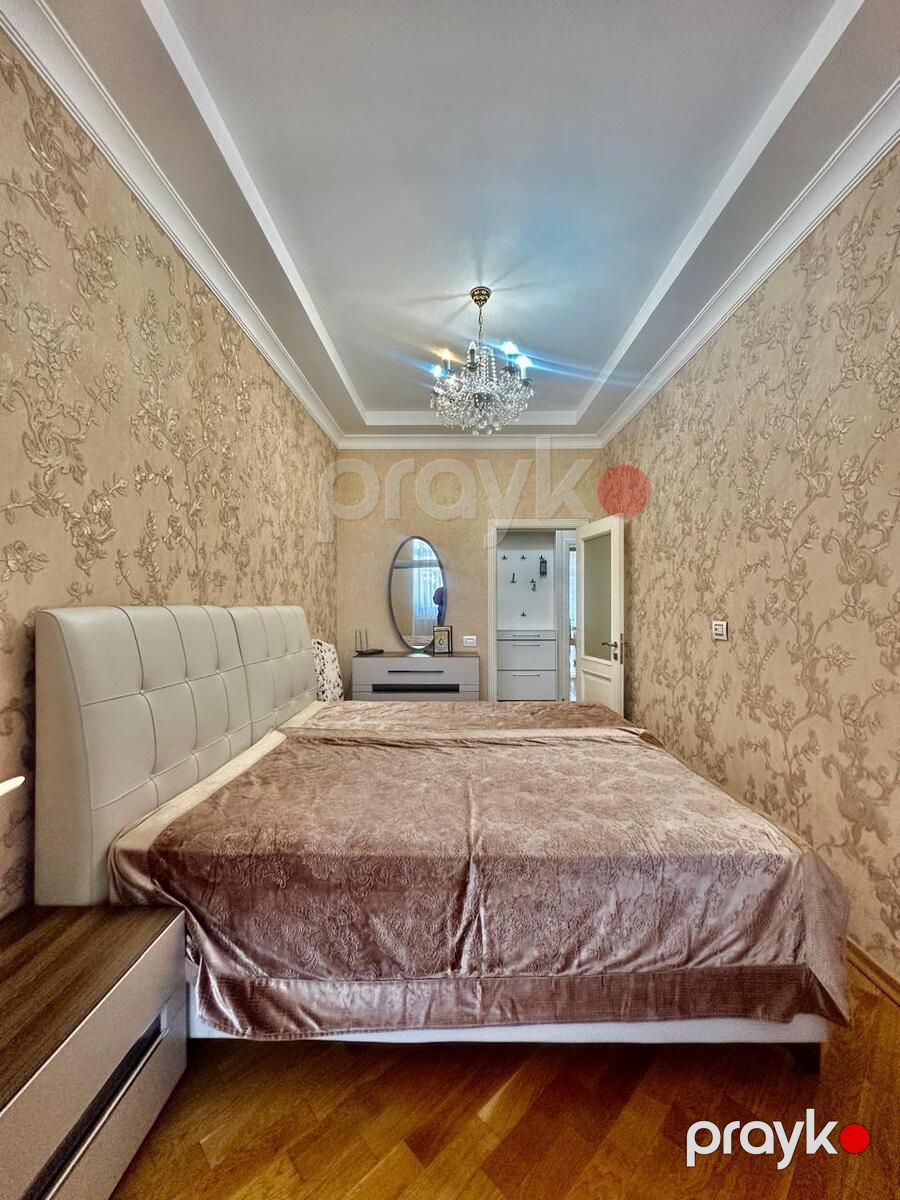 Satılır 3 otaqlı köhnə tikili 100 m² — Mənzil, Bakı (12)