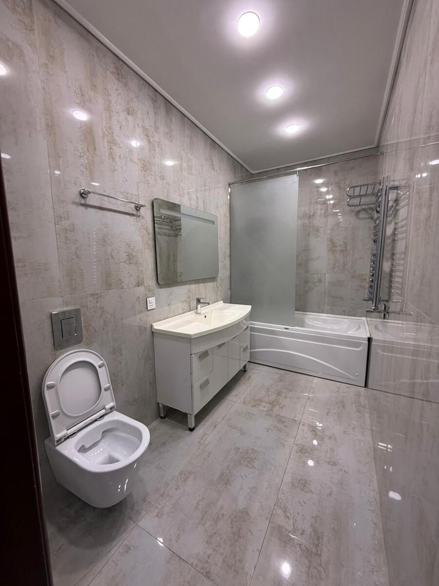 İcarəyə verilir 4 otaqlı yeni tikili 220 m² — Mənzil, Bakı (8)